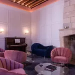 Anne D'anjou, The Originals Collection Saumur