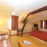 Anne D'anjou, The Originals Collection Hotel