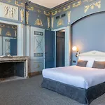 Anne D'anjou, The Originals Collection Hotel