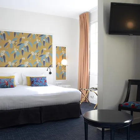 Anne D'anjou, The Originals Collection Hotel