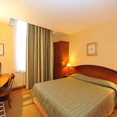 Hotel Anne D'anjou, The Originals Collection 4*