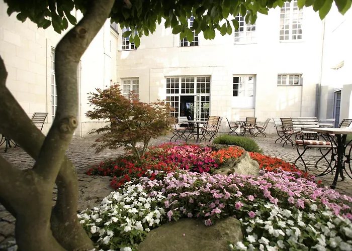 Anne D'anjou, The Originals Collection Saumur