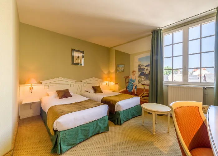 Anne D'anjou, The Originals Collection Hotel