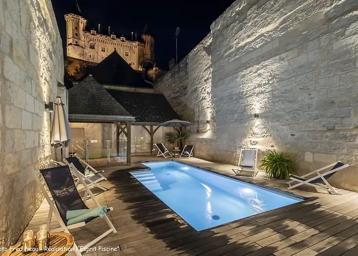 Anne D'anjou, The Originals Collection Hotel